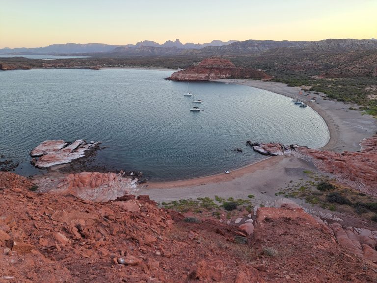 Vela & Aventura: 11 Días en el Mar de Cortés